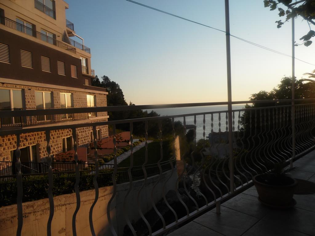 Apartments Slavica Jovanovic Sveti Stefan Exterior photo