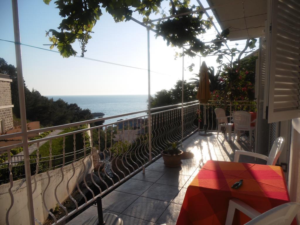 Apartments Slavica Jovanovic Sveti Stefan Exterior photo