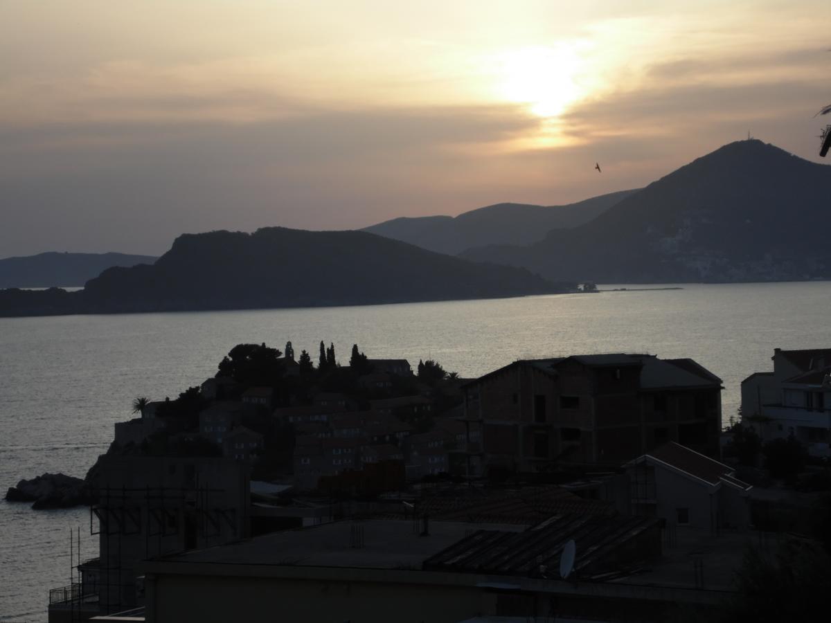 Apartments Slavica Jovanovic Sveti Stefan Exterior photo