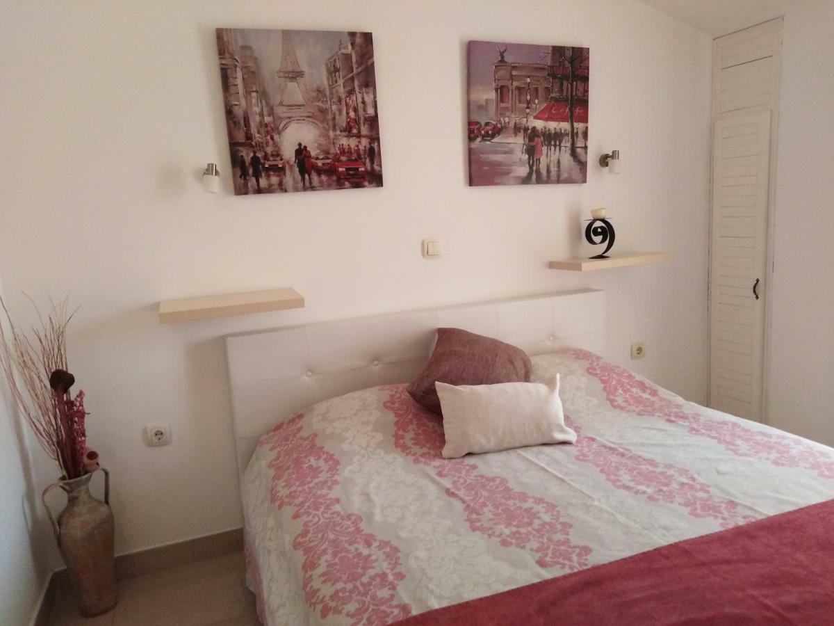Apartments Slavica Jovanovic Sveti Stefan Exterior photo